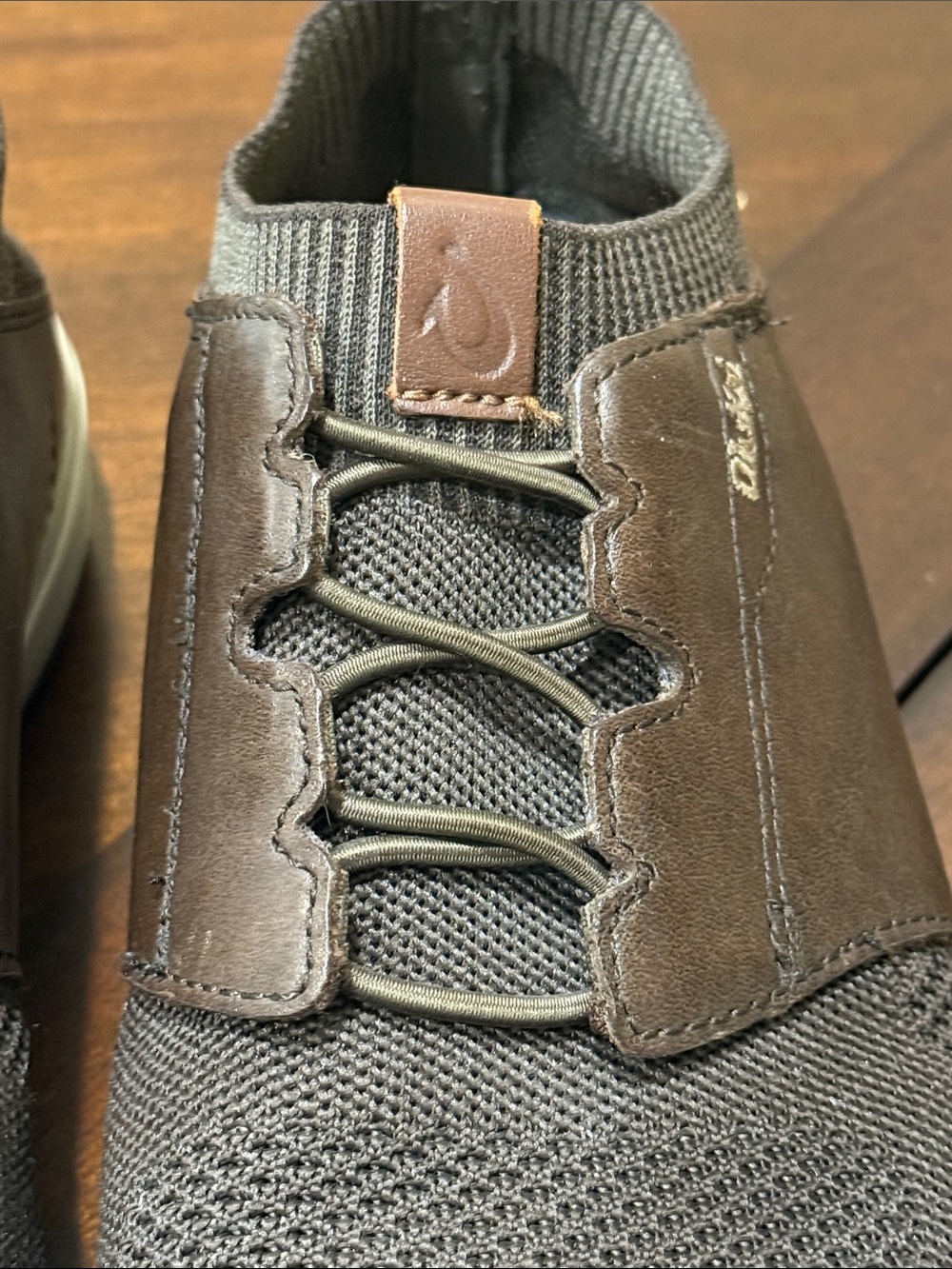 OluKai Men's Makia Ulana Cushioned Lightweight Brown Leather Textile Loafers - Picture 11 of 12